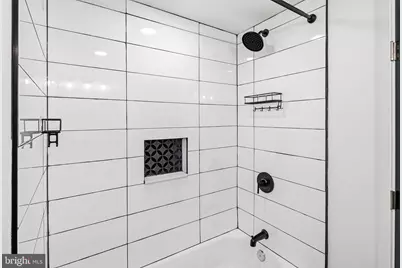 2426 S Alder Street, Philadelphia, PA 19148 - Photo 11