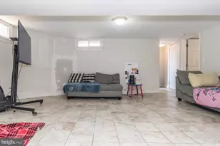 7400 Claridge St, Philadelphia, PA 19111 - Photo 33