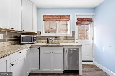 2420 S Percy Street, Philadelphia, PA 19148 - Photo 13