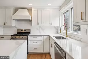 913 N Lawrence St, Philadelphia, PA 19123 - Photo 5