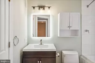 913 N Lawrence St, Philadelphia, PA 19123 - Photo 25