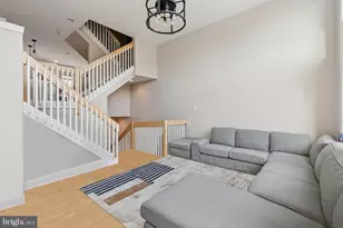 913 N Lawrence St, Philadelphia, PA 19123 - Photo 9