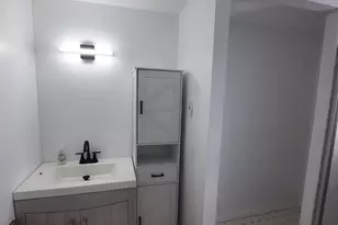 1984 King Arthur Rd, Philadelphia, PA 19116 - Photo 17