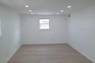 1984 King Arthur Rd, Philadelphia, PA 19116 - Photo 9