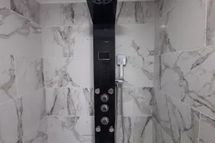 1984 King Arthur Rd, Philadelphia, PA 19116 - Photo 11