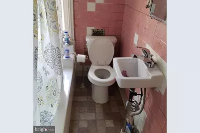 741 N 38th Street, Philadelphia, PA 19104 - Photo 7