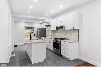 827 N 25th Street, Philadelphia, PA 19130 - Photo 11