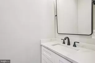 914 S 54th St, Philadelphia, PA 19143 - Photo 17