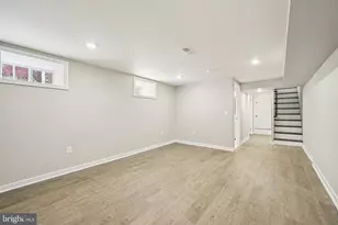 914 S 54th St, Philadelphia, PA 19143 - Photo 31