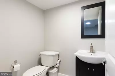 2304 E Sergeant Street, Philadelphia, PA 19125 - Photo 31