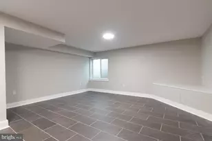 2304 E Sergeant St, Philadelphia, PA 19125 - Photo 33