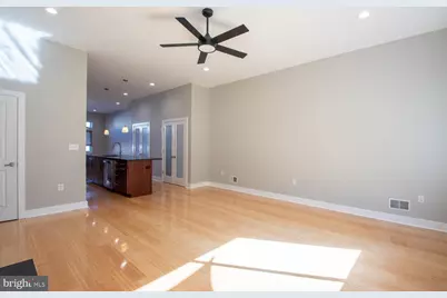 2304 E Sergeant Street, Philadelphia, PA 19125 - Photo 13