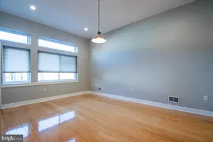 2304 E Sergeant St, Philadelphia, PA 19125 - Photo 5