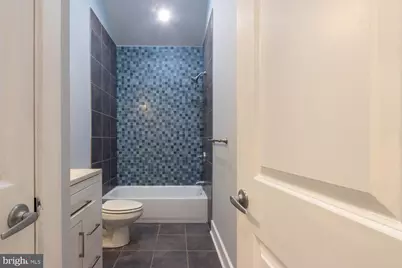 2304 E Sergeant Street, Philadelphia, PA 19125 - Photo 21