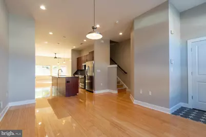 2304 E Sergeant Street, Philadelphia, PA 19125 - Photo 3