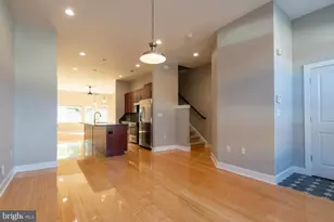 2304 E Sergeant St, Philadelphia, PA 19125 - Photo 3