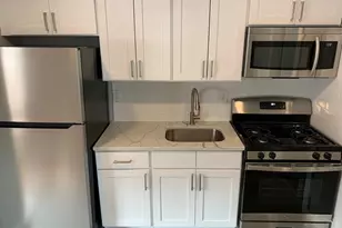 1009 E Cliveden St, Philadelphia, PA 19119 - Photo 3