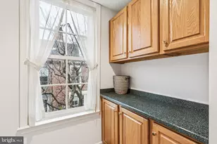 1 Blackwell Pl, Philadelphia, PA 19147 - Photo 17