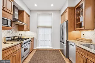 1 Blackwell Pl, Philadelphia, PA 19147 - Photo 5