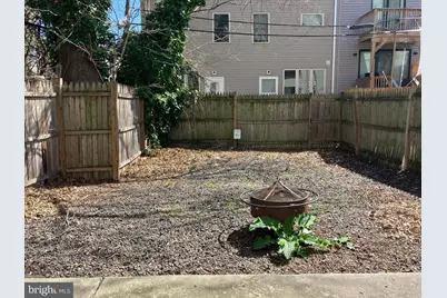 423 N 40th Street, Philadelphia, PA 19104 - Photo 19