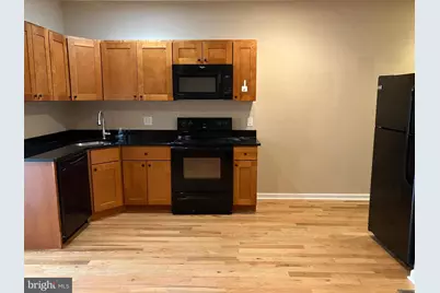 423 N 40th Street, Philadelphia, PA 19104 - Photo 11