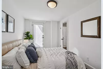 2432 Madison Square, Philadelphia, PA 19146 - Photo 29