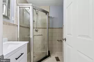 1219 Clymer St, Philadelphia, PA 19147 - Photo 21