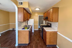 4022 Benner St, Philadelphia, PA 19135 - Photo 7