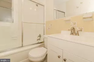 6944 Manti St, Philadelphia, PA 19128 - Photo 7