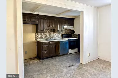 2557 S Shields Street, Philadelphia, PA 19142 - Photo 5