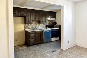 2557 S Shields St, Philadelphia, PA 19142 - Photo 5