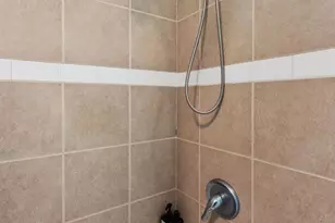 1319 N 19th St, Philadelphia, PA 19121 - Photo 11