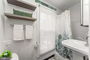 431 Shurs Ln, Philadelphia, PA 19128 - Photo 15