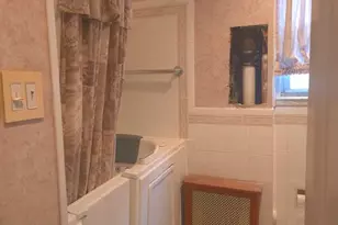 4428 Sherwood Rd, Philadelphia, PA 19131 - Photo 13