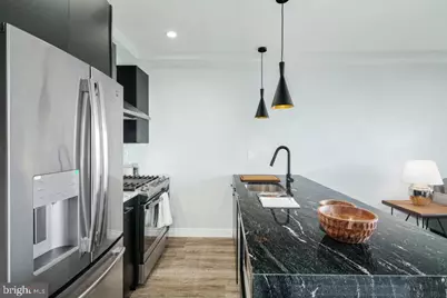 526 Brown Street #UNIT 303, Philadelphia, PA 19123 - Photo 5