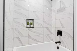 526 Brown St, Philadelphia, PA 19123 - Photo 21