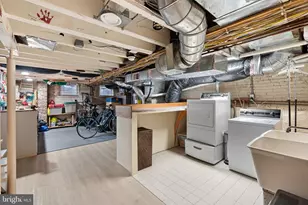 1624 Brown St, Philadelphia, PA 19130 - Photo 45