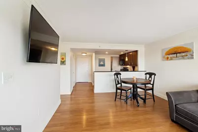 2001 Hamilton Street #1523, Philadelphia, PA 19130 - Photo 3