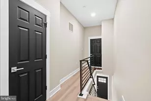 40 W Sharpnack St, Philadelphia, PA 19119 - Photo 17