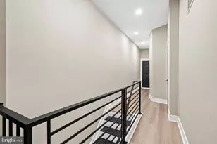40 W Sharpnack St, Philadelphia, PA 19119 - Photo 25
