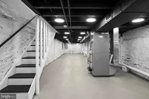 40 W Sharpnack St, Philadelphia, PA 19119 - Photo 33