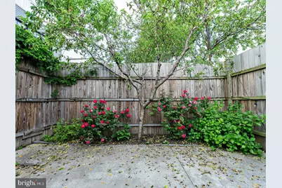 1025 E Columbia Avenue, Philadelphia, PA 19125 - Photo 27