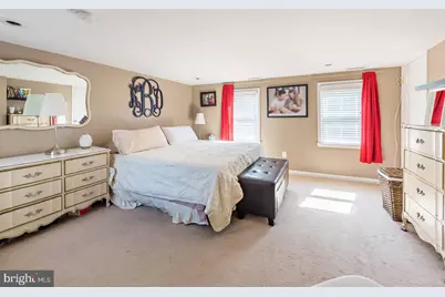 1025 E Columbia Avenue, Philadelphia, PA 19125 - Photo 17