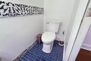 1016 Spruce St, Philadelphia, PA 19107 - Photo 13