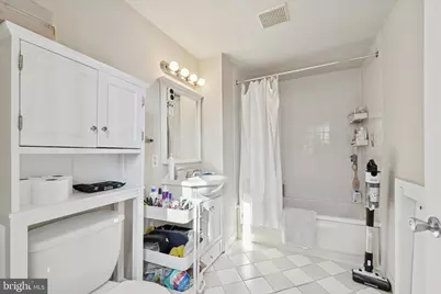 1010 Arch Street #807, Philadelphia, PA 19107 - Photo 13