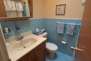 8572 Benton Ave, Philadelphia, PA 19152 - Photo 27