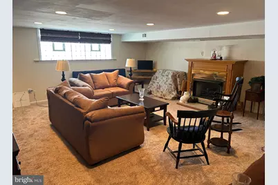 8572 Benton Avenue, Philadelphia, PA 19152 - Photo 37