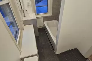 3922 Terrace St, Philadelphia, PA 19128 - Photo 9