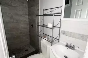 227 E Elkhart St, Philadelphia, PA 19134 - Photo 11