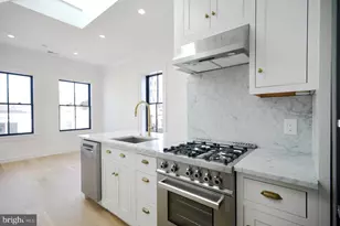 1227 N 6th St, Philadelphia, PA 19122 - Photo 5